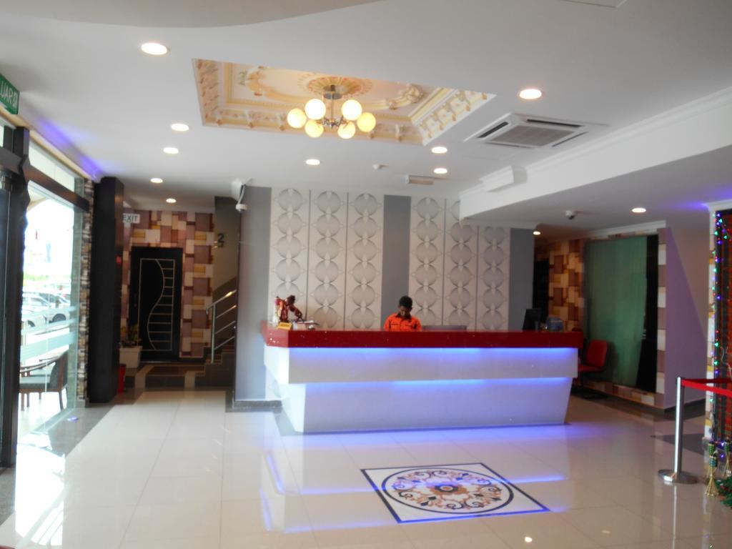 Sai Villa Hotel Near Klia & Klia2 Nilai Exterior photo