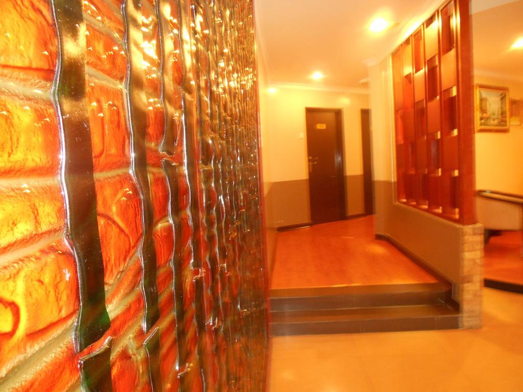 Sai Villa Hotel Near Klia & Klia2 Nilai Exterior photo
