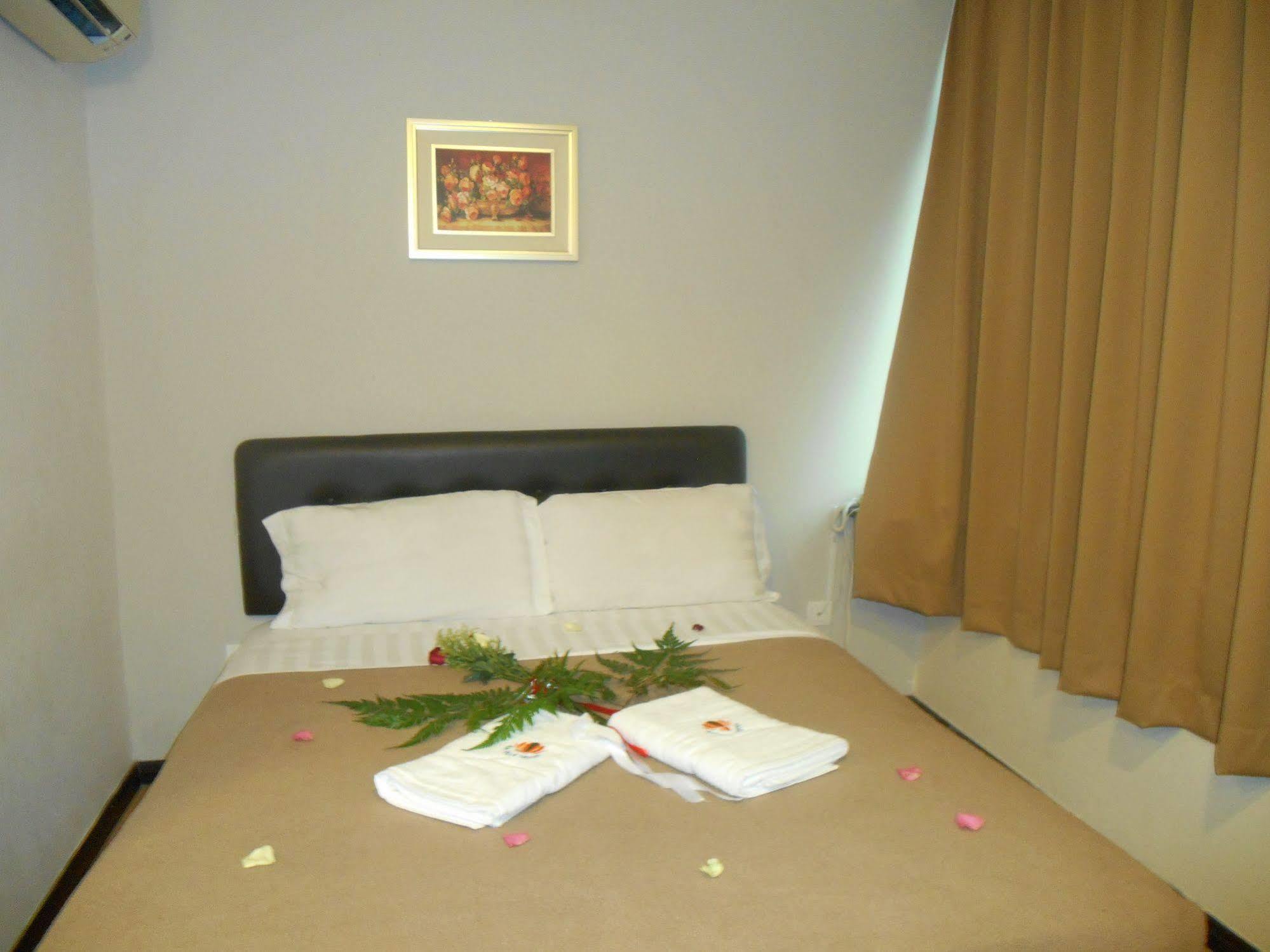 Sai Villa Hotel Near Klia & Klia2 Nilai Exterior photo